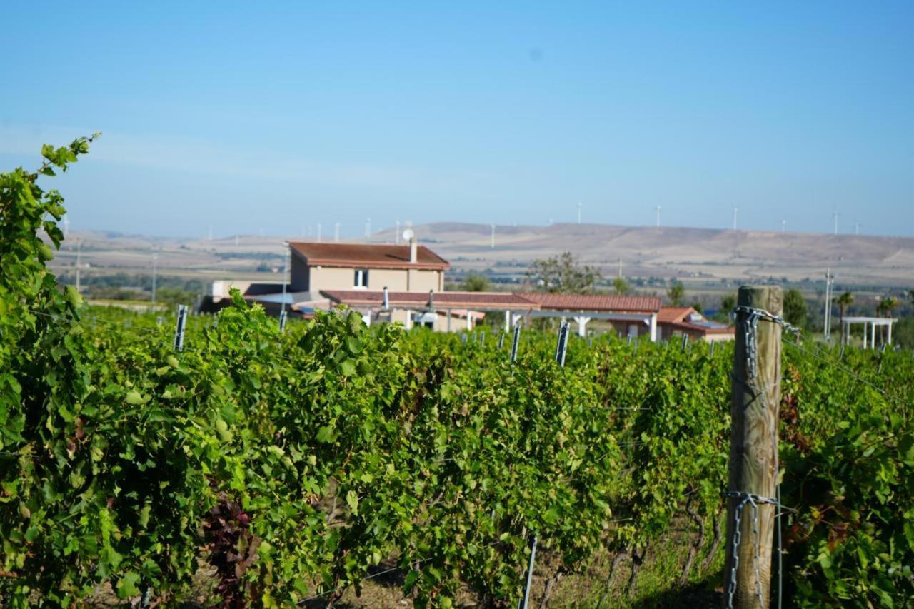 מלפי Masseria Spinale Wine Resort מראה חיצוני תמונה